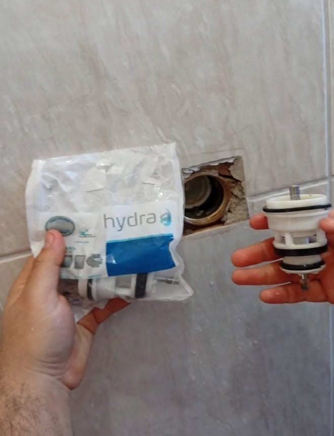 Troca de válvula de descarga Hydra